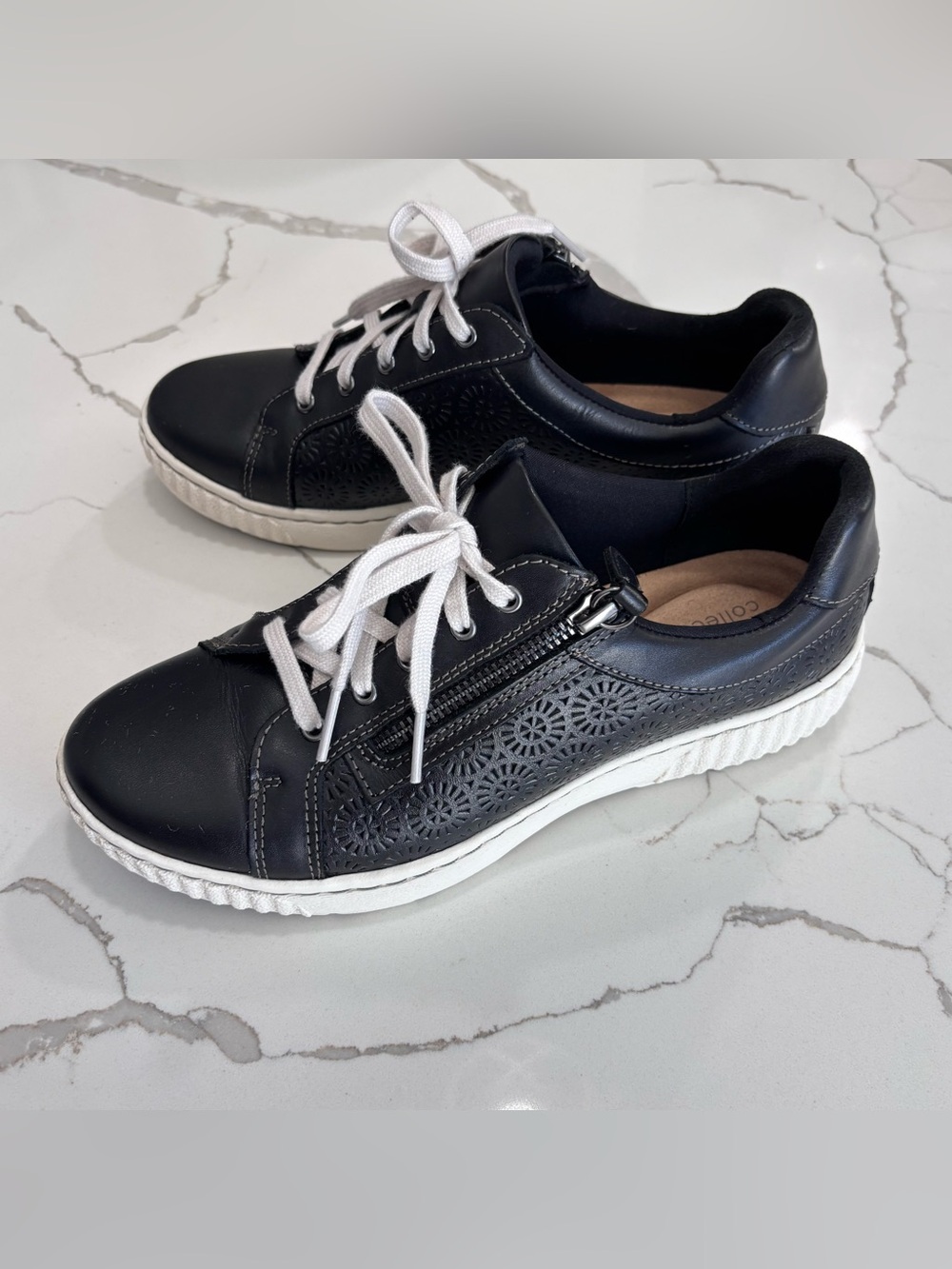 Clarks Collection Black Leather Caroline Rio Sneakers White Laces Women’s 7.5M